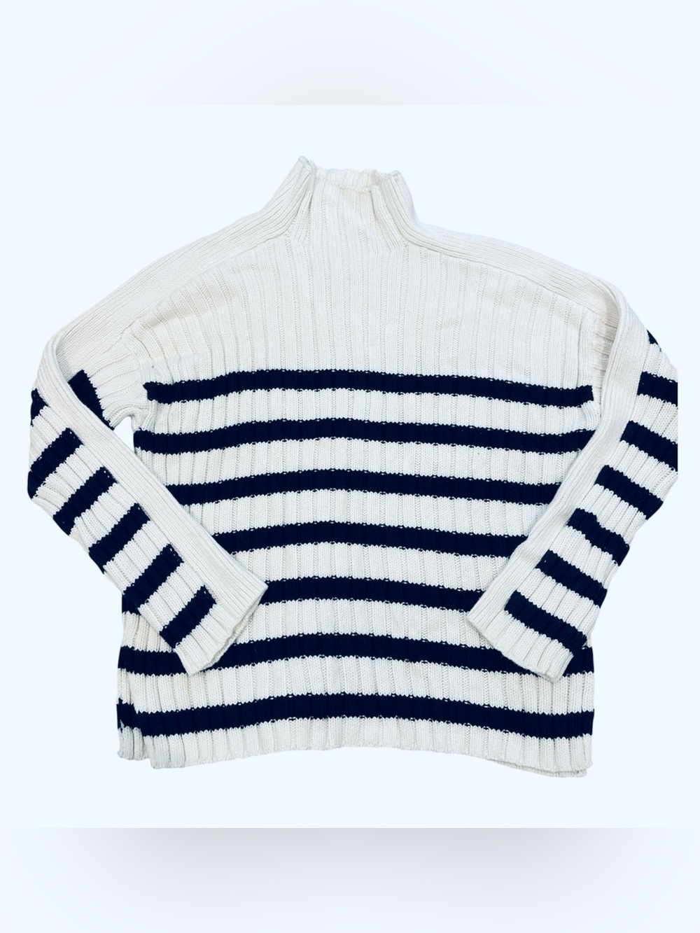 Abercrombie & Fitch Striped Mock Neck Knit Sweater - White & Navy Size Medium